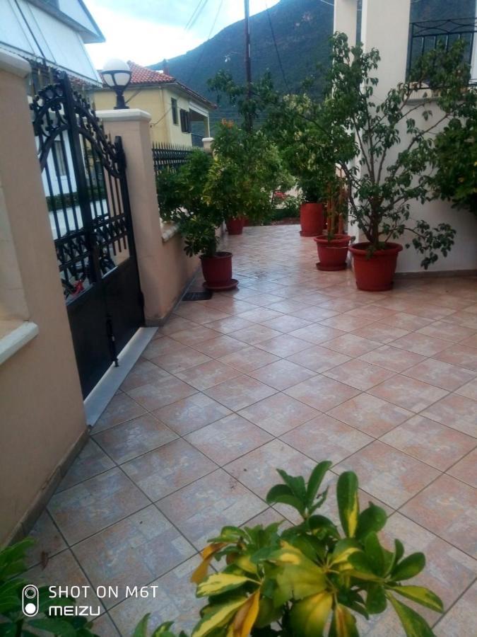 Apartamento Delicatessen House Leonídion Exterior foto